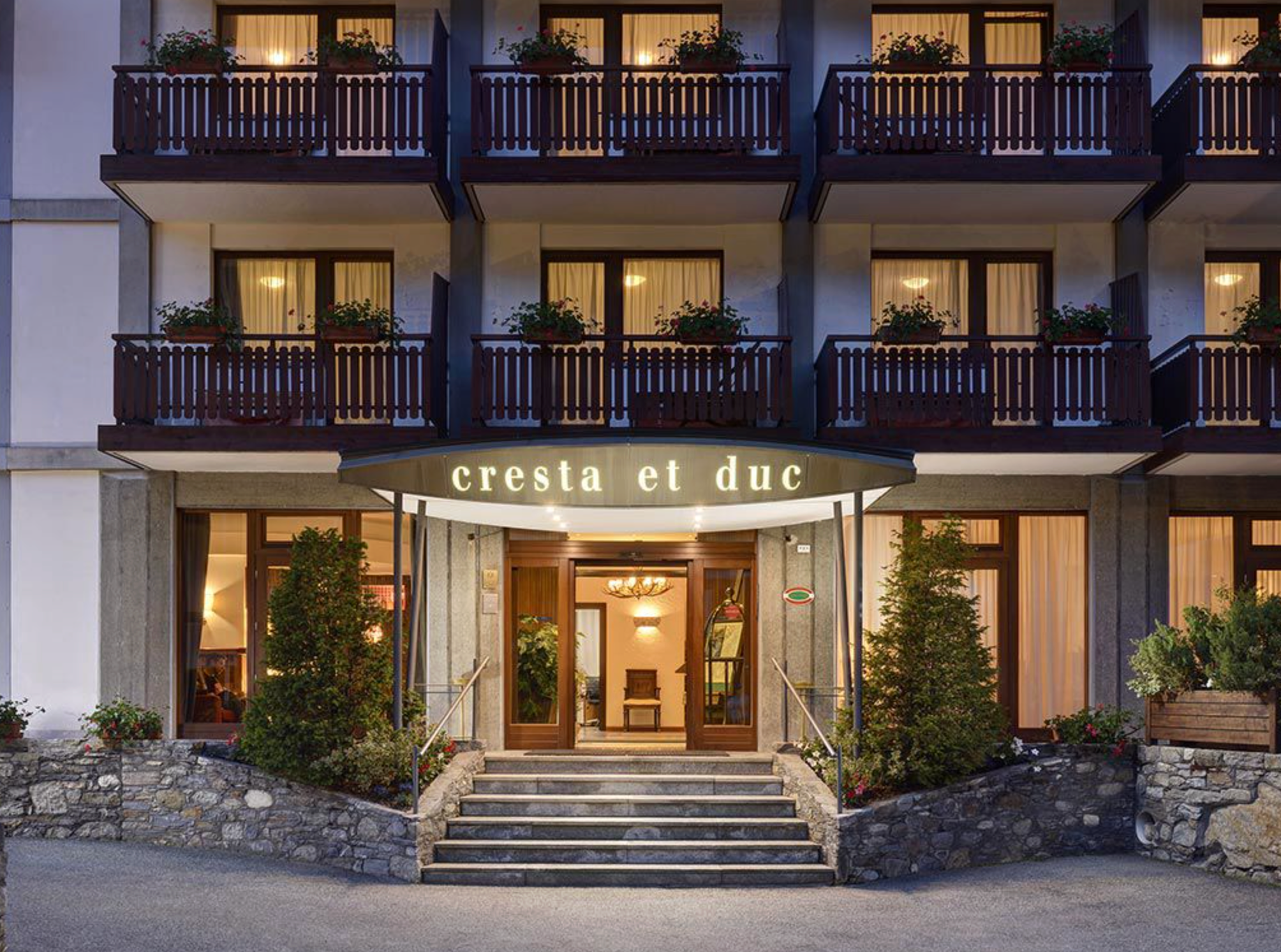 Hotel Cresta and Duc (3 days / 4 nights)